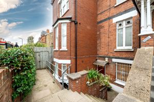 Canfield Gardens South Hampstead